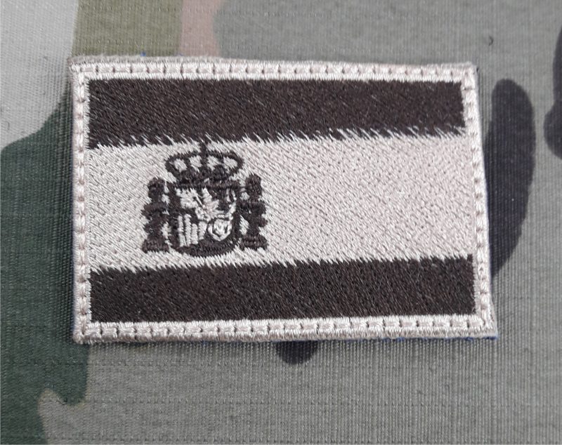 PARCHE BANDERA DE ESPAÑA BRAZO DESERT VELCRO 60X40mm